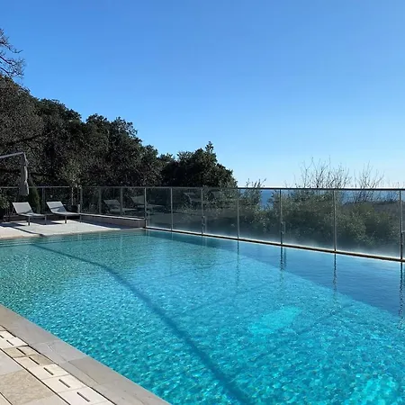 Incredible Views Of In A Calm Luxury & Big Park Lejlighed